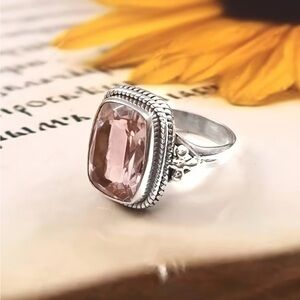 Vintage style ring